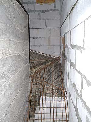 Размещение рабочей арматуры лестничного марша